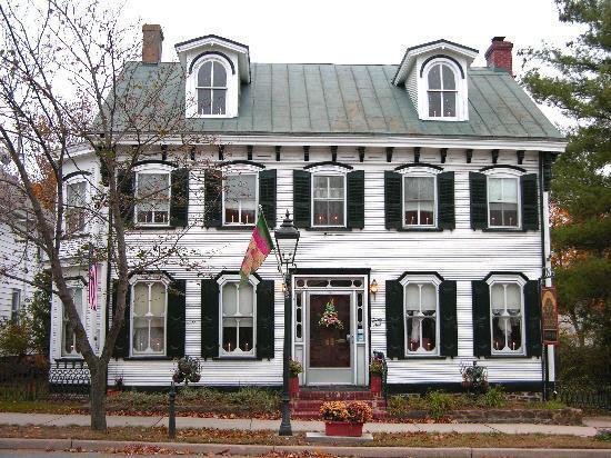 Isaac Hilliard House Bed And Breakfast Pemberton Eksteriør billede